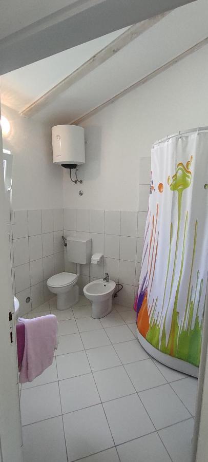 Sea Breeze Apartments With Private Beach And Boat Anchorage Стара Новаля Екстер'єр фото