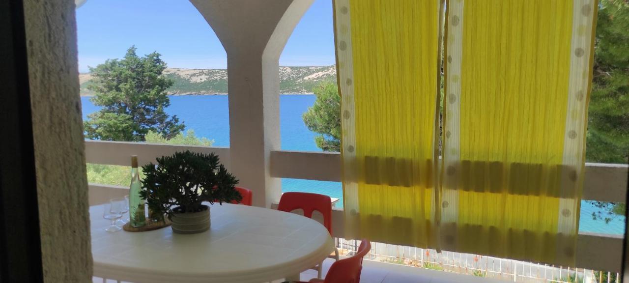Sea Breeze Apartments With Private Beach And Boat Anchorage Стара Новаля Екстер'єр фото