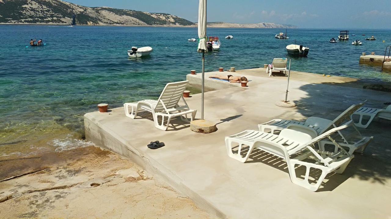 Sea Breeze Apartments With Private Beach And Boat Anchorage Стара Новаля Екстер'єр фото